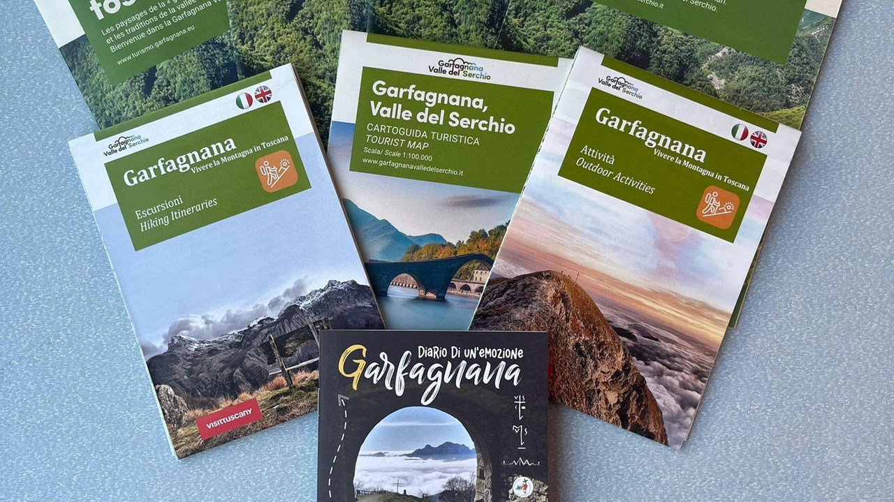 L cartine della Garfagnana per le escursioni e per le attività outdoor e lo speciale «Diario di un’emozione» ristampato quest’anno, in occasione dell’Anno Santo fanno parte del kit in distribuzione agli operatori turistici L cartine della Garfagnana per le escursioni e per le attività outdoor e lo speciale «Diario di un’emozione» ristampato quest’anno, in occasione dell’Anno Santo fanno parte del kit in distribuzione agli operatori turistici