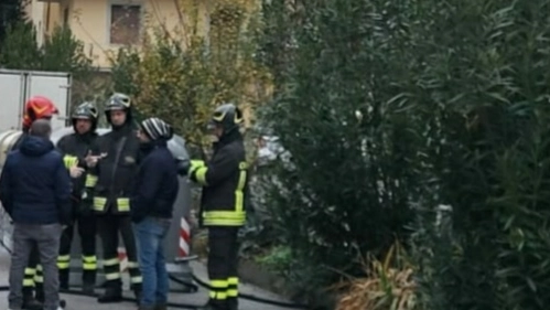 Incendio in un appartamento di Greve in Chianti, tre persone in ospedale (foto repertorio) Incendio in un appartamento di Greve in Chianti, tre persone in ospedale (foto repertorio)
