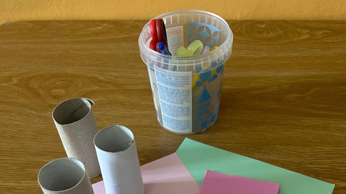 Materiale di recupero utilizzato dai ragazzi Materiale di recupero utilizzato dai ragazzi