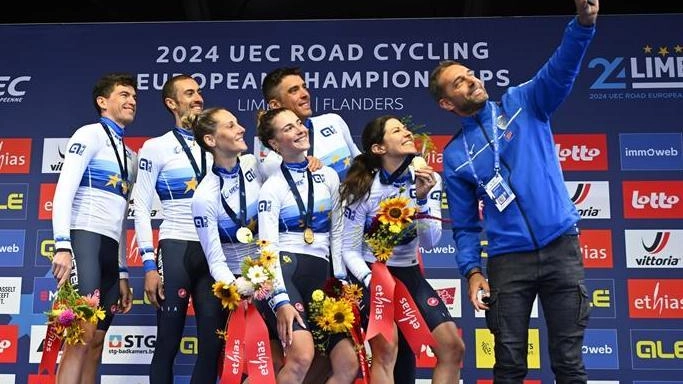 Squadra azzurra fantastica (Vittoria Guazzini è la terza da sinistra) Squadra azzurra fantastica (Vittoria Guazzini è la terza da sinistra)