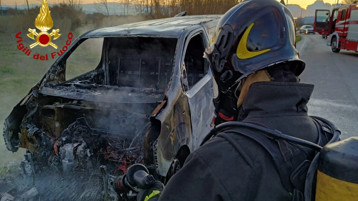 Il furgone andato a fuoco Il furgone andato a fuoco