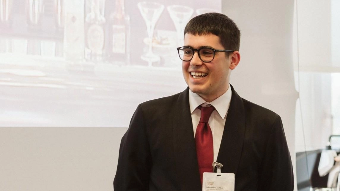 Due giornate per presentare l’offerta formativa agli alunni delle medie con un format innovativo. Attività pratiche per mettersi alla prova. La preside: "Guidare i ragazzi verso una scelta consapevole". Due giornate per presentare l’offerta formativa agli alunni delle medie con un format innovativo. Attività pratiche per mettersi alla prova. La preside: "Guidare i ragazzi verso una scelta consapevole".