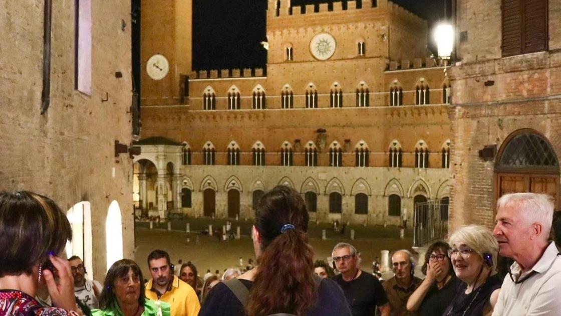 A spasso nelle ’storiche battaglie’ di Siena. Dal 31 luglio tornano le Scoperte