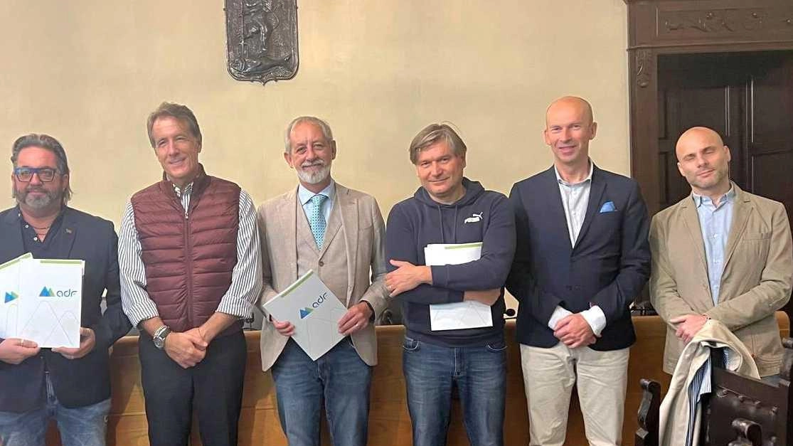 La presentazione dei progetti con i rappresentanti di Adf,. il sindaco Casamenti e il. consigliere Berardi La presentazione dei progetti con i rappresentanti di Adf,. il sindaco Casamenti e il. consigliere Berardi