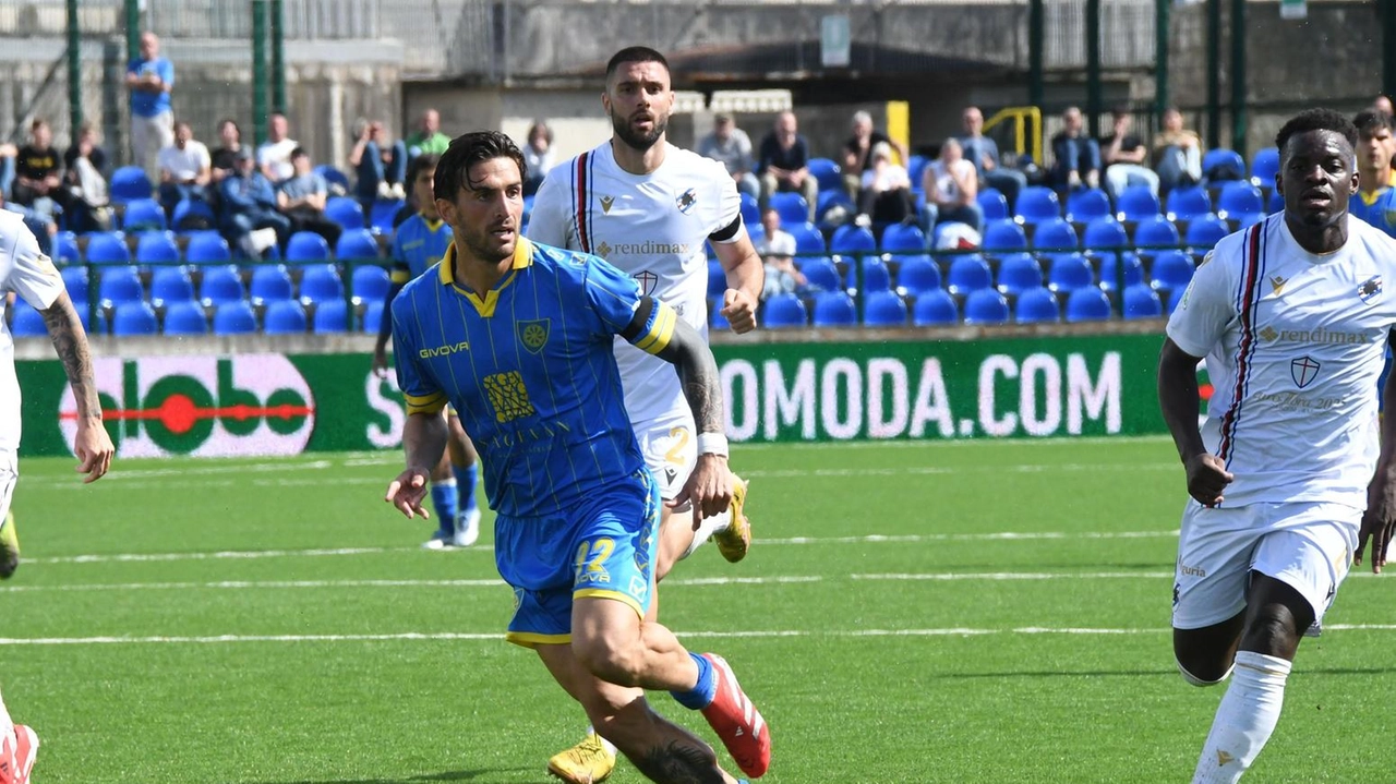 Ernesto Torregrossa: Gol e Prestazioni di Livello per la Carrarese