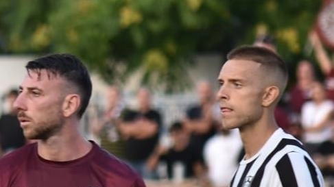 Il difensore Borgo. contro l’Arezzo