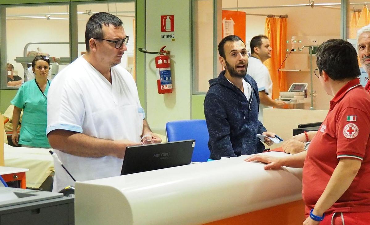 caldo anomalo e boom di turisti gli accessi crescono ancora ma le risposte sono immediate