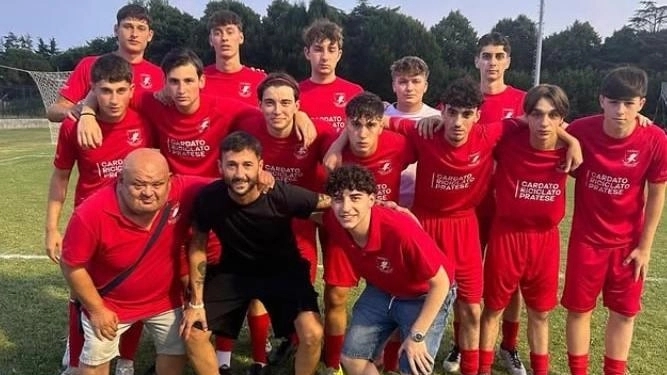 La formazione “juniores” dei Rossi, in finale contro i Gialli La formazione “juniores” dei Rossi, in finale contro i Gialli