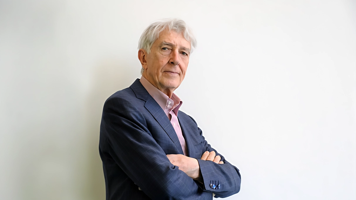 Lectio magistralis di Corrado Augias a Arezzo: racconto della sua vita e della cultura italiana, evento organizzato dalla Libreria Feltrinelli. Lectio magistralis di Corrado Augias a Arezzo: racconto della sua vita e della cultura italiana, evento organizzato dalla Libreria Feltrinelli.