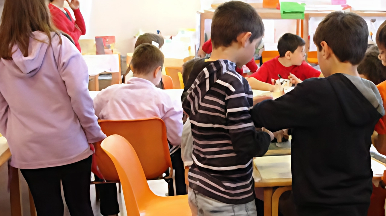 La libreria La Casa sull'albero ad Arezzo propone varie iniziative per novembre: donazioni di libri alle scuole, eventi legati alla Giornata della gentilezza e appuntamenti alla mostra su Giorgio Vasari. La libreria La Casa sull'albero ad Arezzo propone varie iniziative per novembre: donazioni di libri alle scuole, eventi legati alla Giornata della gentilezza e appuntamenti alla mostra su Giorgio Vasari.
