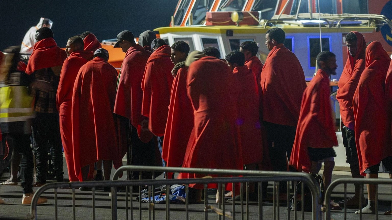Tra loro 10 minori, due neonati e 17 donne Tra loro 10 minori, due neonati e 17 donne