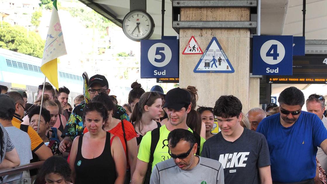"La Stazione Centrale presa d’assalto da turisti. Rischi per la sicurezza" "La Stazione Centrale presa d’assalto da turisti. Rischi per la sicurezza"