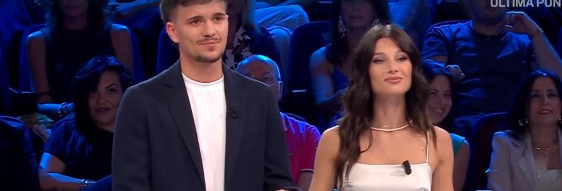 “Affari Tuoi”, la ternana Valentina accetta 40mila euro “Affari Tuoi”, la ternana Valentina accetta 40mila euro
