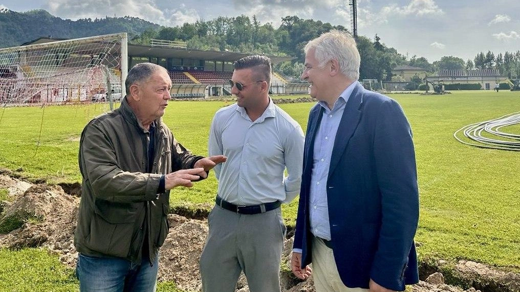 L’erba è più verde in serie D. Nuovo manto allo stadio . Via libera alle operazioni