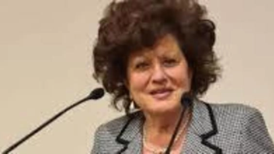 La vicepresidente Maria Nincehri Kunz La vicepresidente Maria Nincehri Kunz
