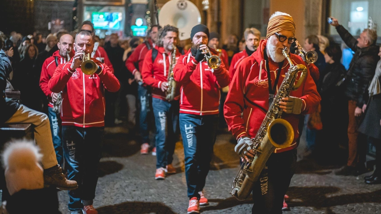Ultime due giornate tra concerti, eventi e tradizioni per salutare l’arrivo del 2025. Prestigioso riconoscimento per Carlo Pagnotta Ultime due giornate tra concerti, eventi e tradizioni per salutare l’arrivo del 2025. Prestigioso riconoscimento per Carlo Pagnotta