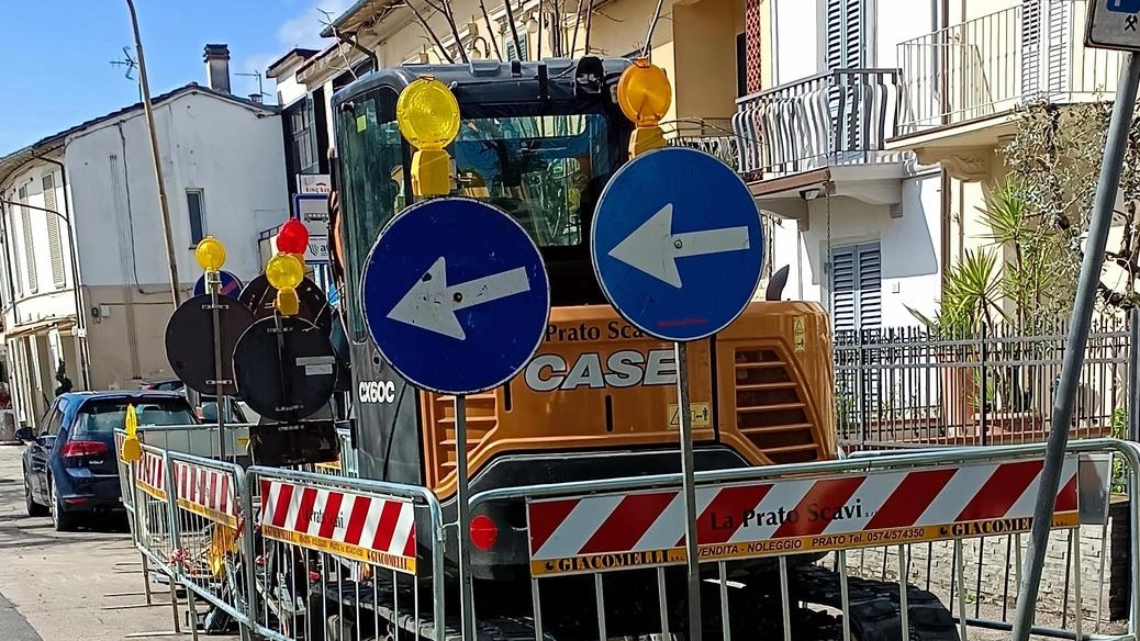 La rete idrica è stata rinnovata anche con i finanziamenti del Pnnr, ora via al rifacimento del manto stradale. L’ordinanza del Comune: modifiche al traffico, divieti e nuovi limiti .