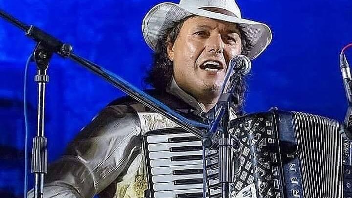 https://www.lanazione.it/image-service/view/acePublic/alias/contentid/OGJjNjU1MGEtZjZlMy00/0/il-musicista-alexian-tra-i-protagonisti-del-festival.jpeg?f=16:9&w=1200&h=630