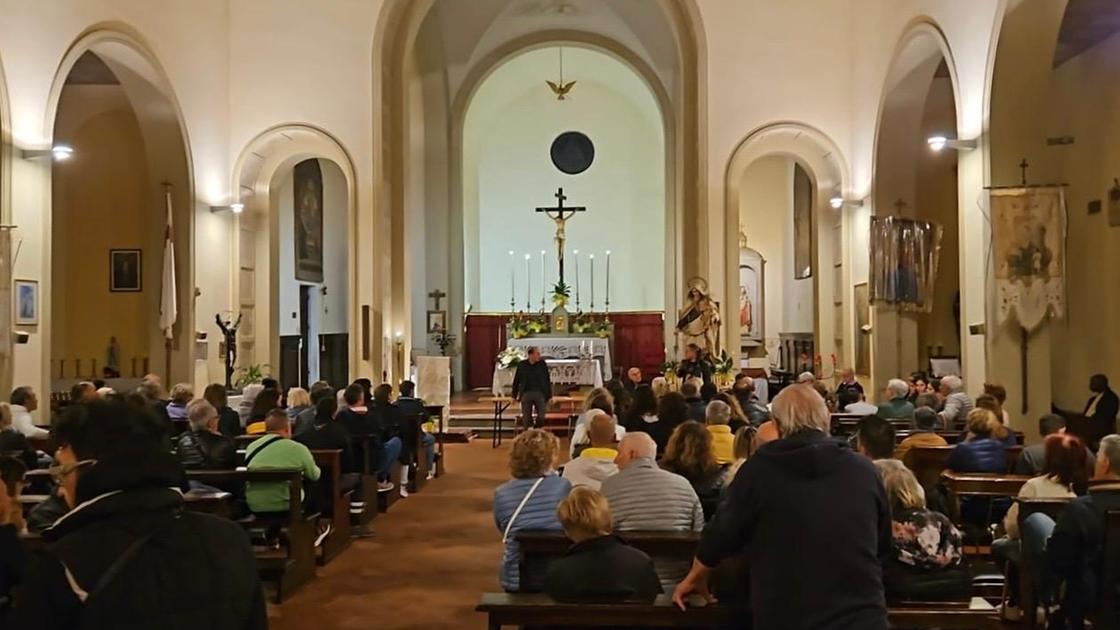 Migranti a Vicofaro, ipotesi spostamento Incontro acceso a Spazzavento Residenti sul piede di guerra