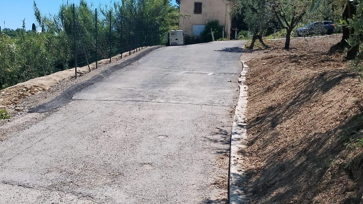 La via di Bindino è stata rimessa in sicurezza I lavori per le altre strade franate inizieranno dal mese di ottobre