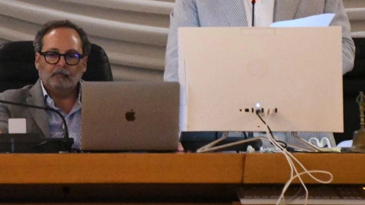 Il presidente del consiglio Incoronato e il sindaco Persiani Il presidente del consiglio Incoronato e il sindaco Persiani