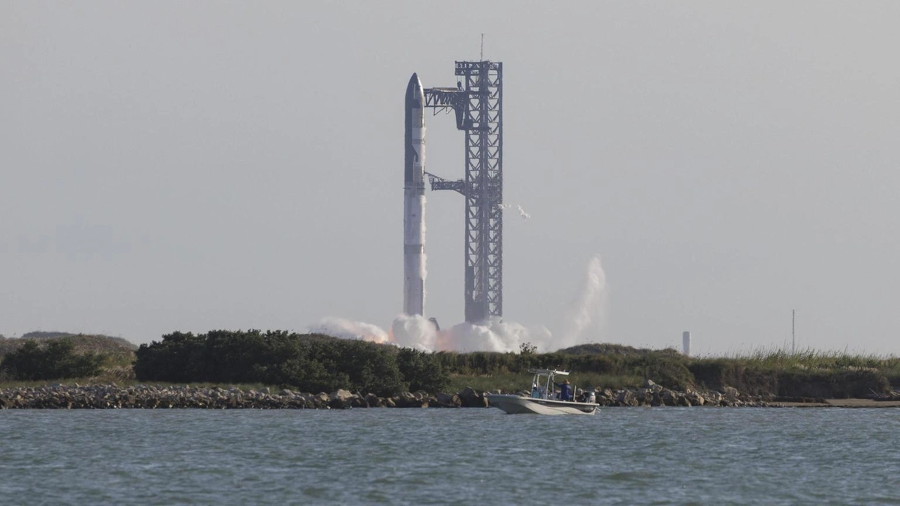 Un razzo SpaceX esplode durante un test in Texas. Nessun ferito, area messa in sicurezza. Residenti avvisati di non avvicinarsi. Un razzo SpaceX esplode durante un test in Texas. Nessun ferito, area messa in sicurezza. Residenti avvisati di non avvicinarsi.