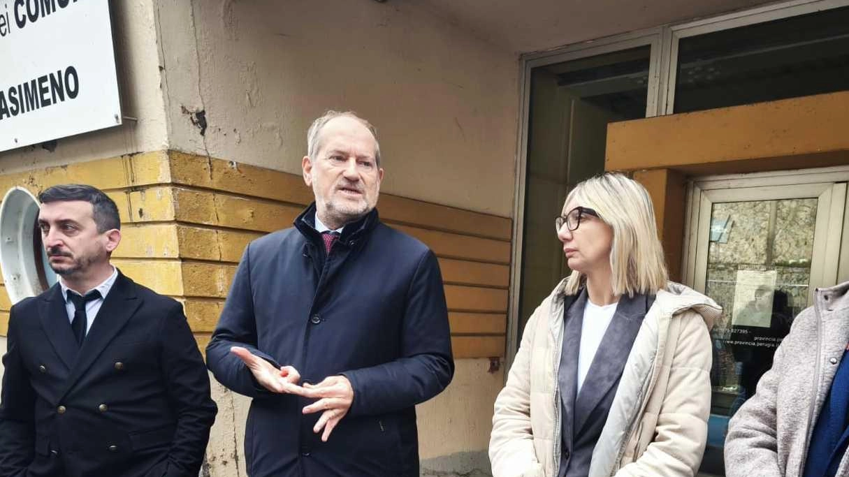 PASSIGNANO – Marciare uniti, perché questa è l’ultima chiamata per la sopravvivenza stessa del lago. Lo ha sostenuto il presidente... PASSIGNANO – Marciare uniti, perché questa è l’ultima chiamata per la sopravvivenza stessa del lago. Lo ha sostenuto il presidente...