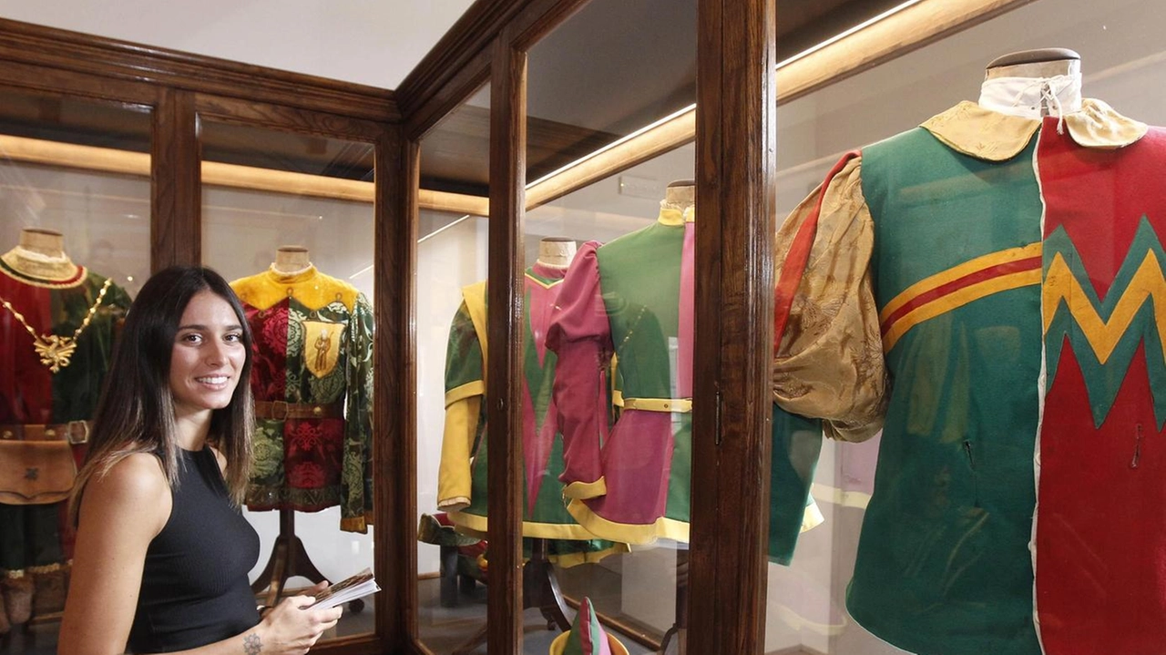 Museo del Costume nella contrada del Drago Museo del Costume nella contrada del Drago