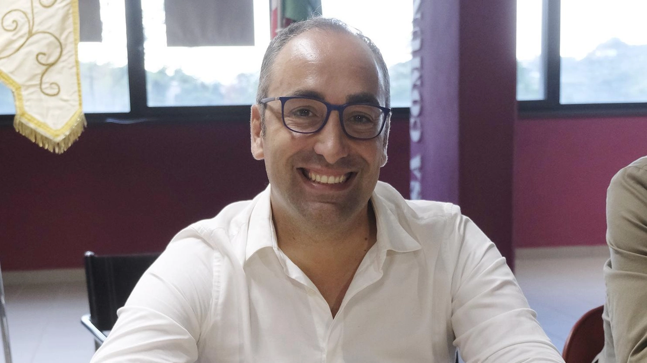 Gianluca Tinfena, vice sindaco di centrosinistra ad Arcola, è risultato il più votato nel nuovo consiglio provinciale tra tutti e diciassette i candidati di entrambi gli schieramenti