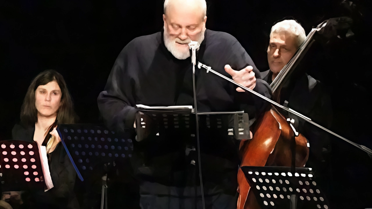 Al Teatro Romano "Il vecchio e il mare" nella traduzione di Fernanda Pivano Al Teatro Romano "Il vecchio e il mare" nella traduzione di Fernanda Pivano