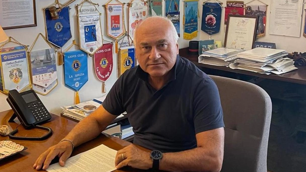 Nicola Bertolini assicuratore e segretario della sezione provinciale di Sna, il Sindacato nazionale degli agenti di assicurazione Nicola Bertolini assicuratore e segretario della sezione provinciale di Sna, il Sindacato nazionale degli agenti di assicurazione