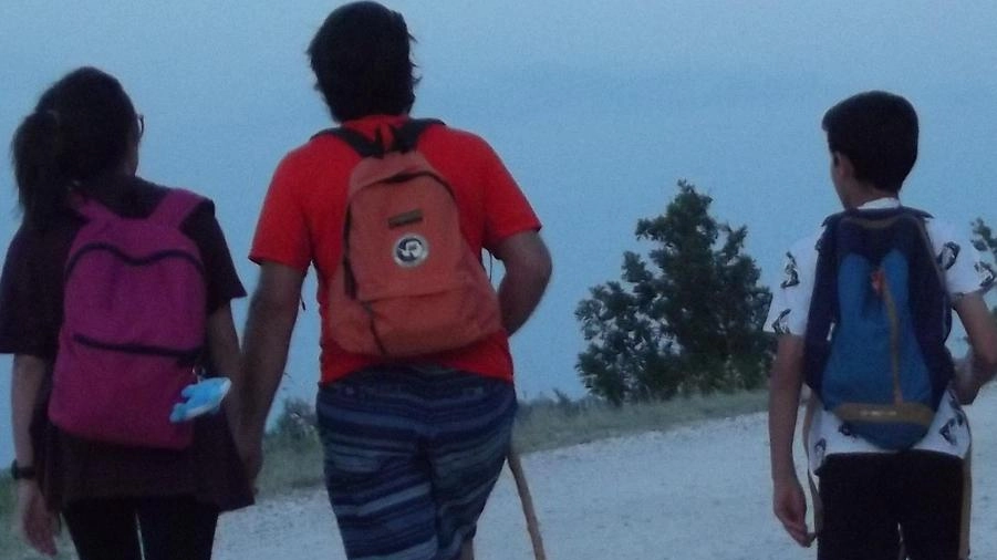 Trekking e pièce teatrale sotto le stelle