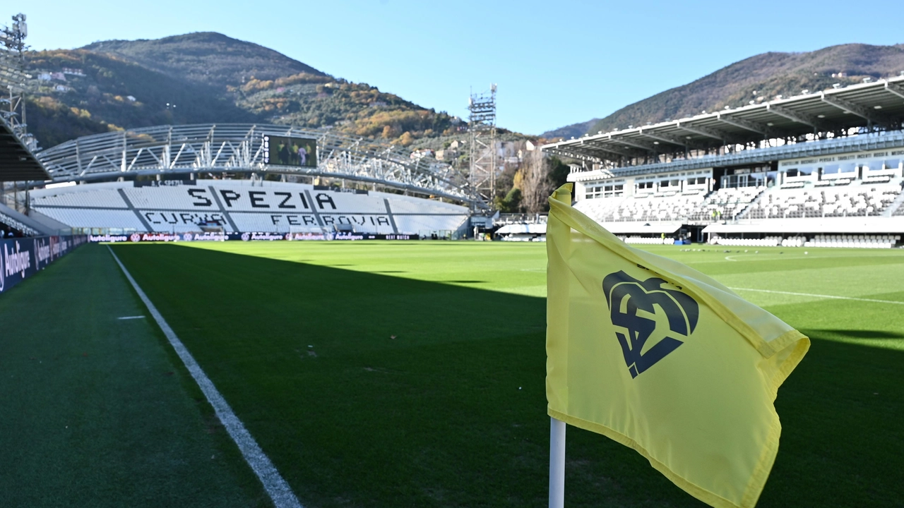 Da anni teatro di emozioni e sfide, il Picco è il punto di riferimento per tutti i tifosi dello Spezia Calcio Da anni teatro di emozioni e sfide, il Picco è il punto di riferimento per tutti i tifosi dello Spezia Calcio
