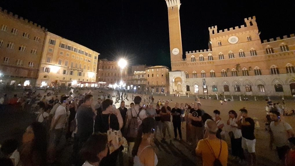 I luoghi di scambio e di ritrovo a Siena nel Medioevo saranno le tappe per il primo itinerario de le... I luoghi di scambio e di ritrovo a Siena nel Medioevo saranno le tappe per il primo itinerario de le...