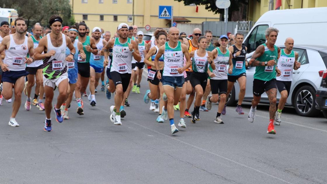 su e gi249 per le colline di nave le foto della corsa