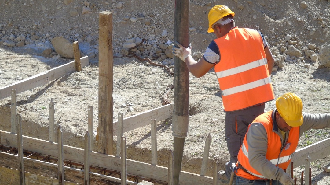 Stop al lavoro nelle ore più calde, l'ordinanza in Toscana per tutelare i lavoratori (Foto di repertorio) Stop al lavoro nelle ore più calde, l'ordinanza in Toscana per tutelare i lavoratori (Foto di repertorio)