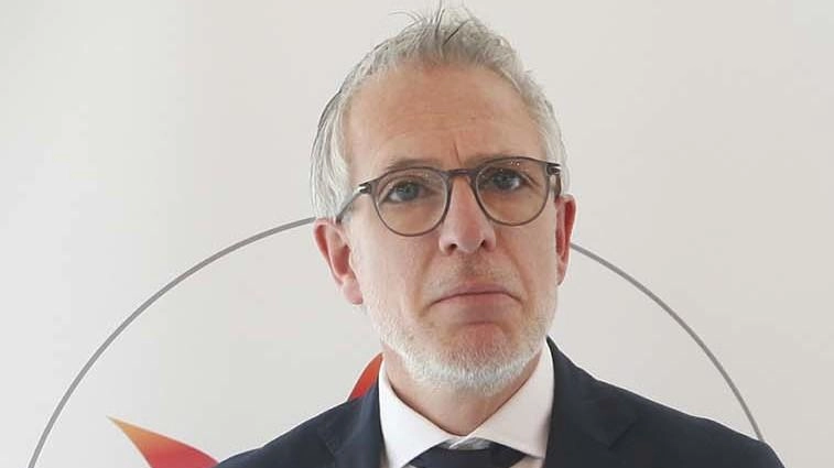 GROSSETO "La Toscana del Sud, Arezzo, Siena e Grosseto, merita infrastrutture adeguate e sicure. 11.557 chilometri quadrati, metà della superficie regionale,... GROSSETO "La Toscana del Sud, Arezzo, Siena e Grosseto, merita infrastrutture adeguate e sicure. 11.557 chilometri quadrati, metà della superficie regionale,...