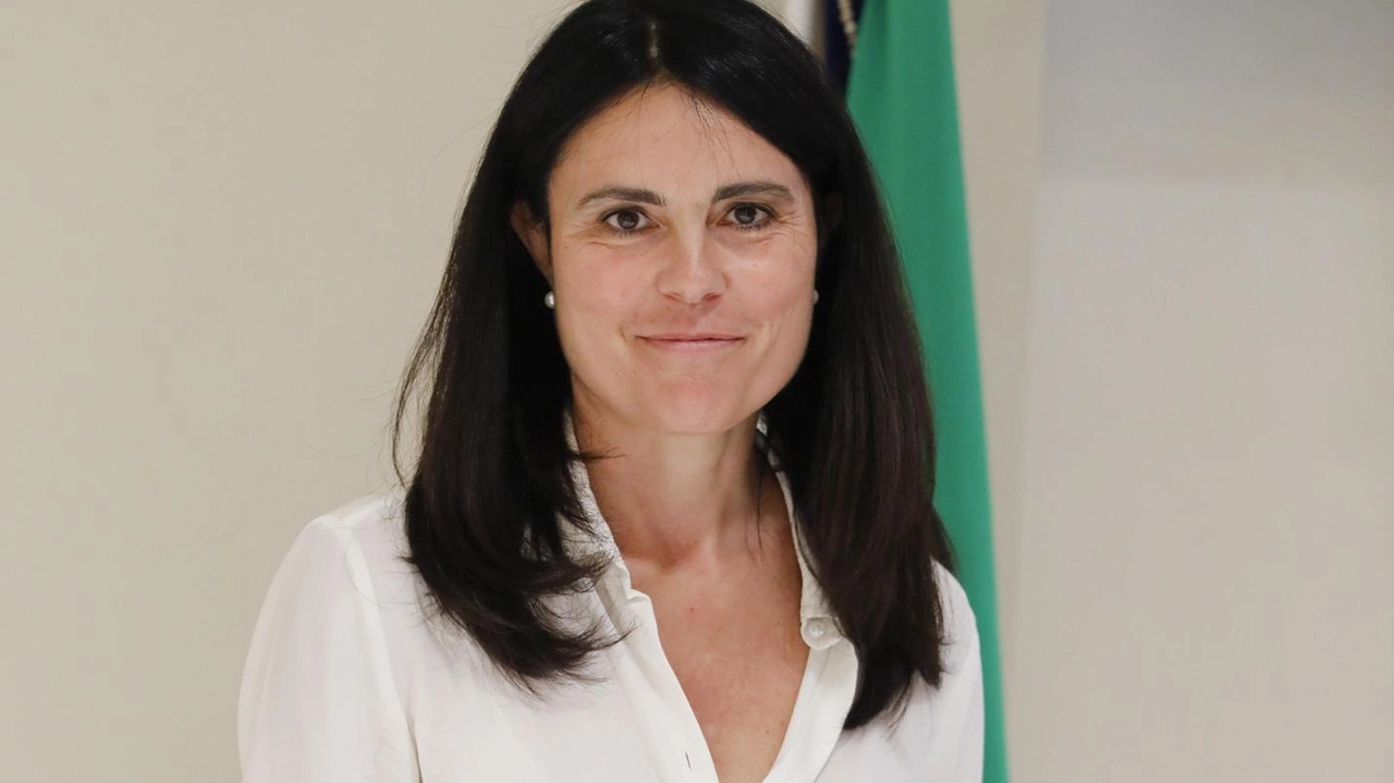 Unità politica in Toscana per affrontare la crisi nel settore moda-pelletteria. Proposte per estendere la cassa integrazione e garantire sostegno alle imprese. Interventi anche a livello nazionale.