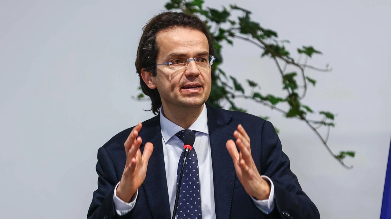 Enrico Sostegni,. presidente della commissione Sanità e primo firmatario della legge Enrico Sostegni,. presidente della commissione Sanità e primo firmatario della legge