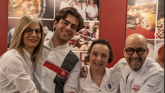 Pierluigi, Maria, Gennaro e Simona Pierluigi, Maria, Gennaro e Simona