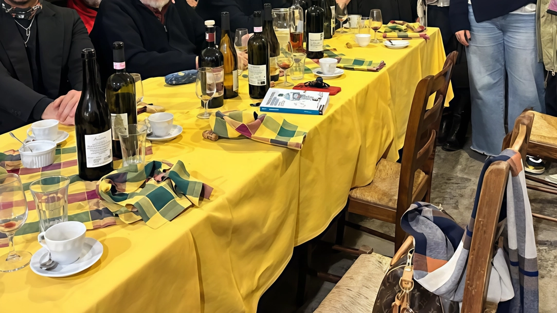 È una tradizione che si ripete. Anche quest’anno, a cavallo tra il Capodanno e l’Epifania, il grande cantautore emiliano Francesco... È una tradizione che si ripete. Anche quest’anno, a cavallo tra il Capodanno e l’Epifania, il grande cantautore emiliano Francesco...