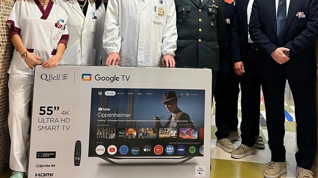 All’opedale Misericordia di Grosseto, venerdì il comandante provinciale della guardia di finanza, Nicola Piccinni, ha consegnato alla dottoressa Susanna...