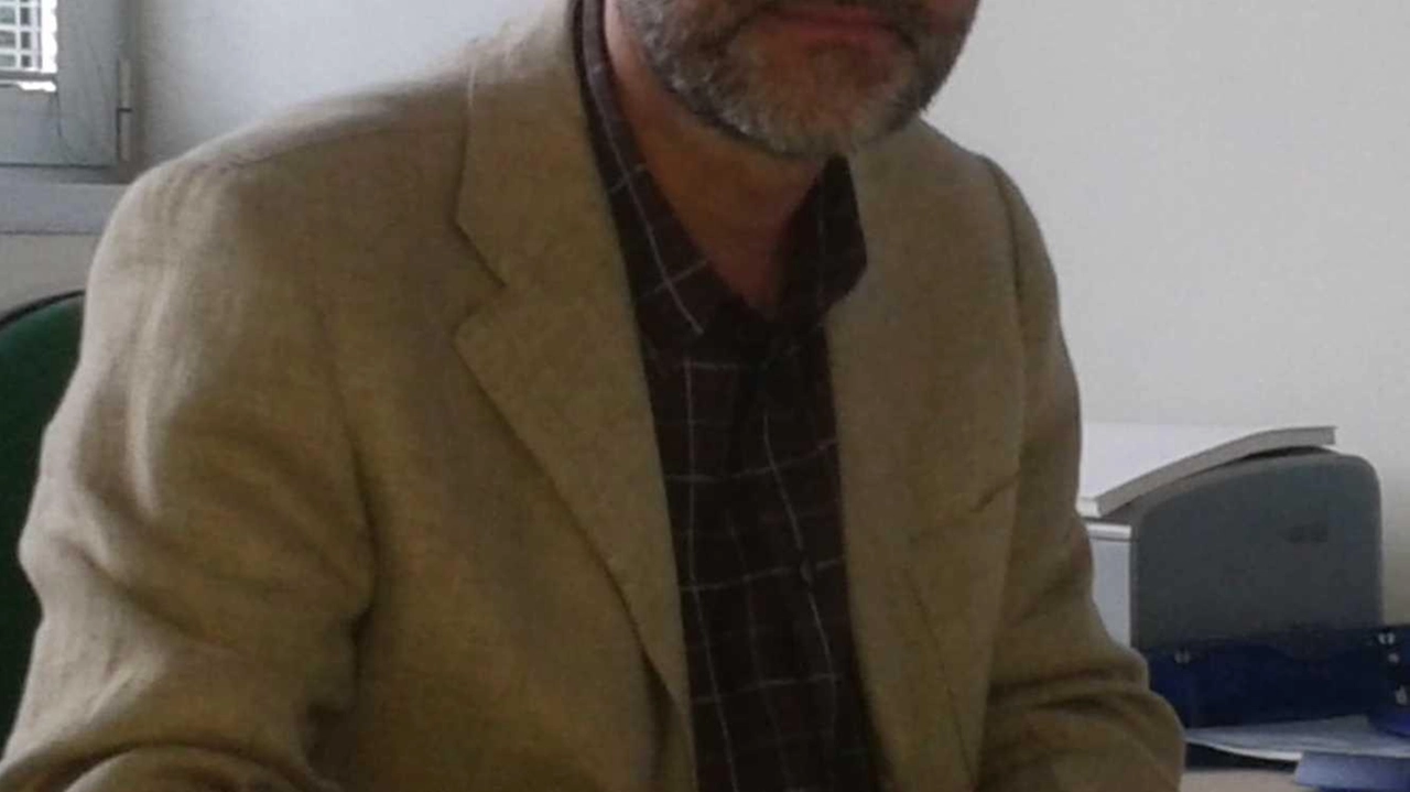 Marcello Sbrilli ha ricoperto. anche ruoli importanti a livello provinciale quale segretario della Fimgg Si occupa. di formare i medici di medicina generale che sono un valore aggiunto a maggior ragione in realtà poco popolose come la Val d’Orcia Marcello Sbrilli ha ricoperto. anche ruoli importanti a livello provinciale quale segretario della Fimgg Si occupa. di formare i medici di medicina generale che sono un valore aggiunto a maggior ragione in realtà poco popolose come la Val d’Orcia