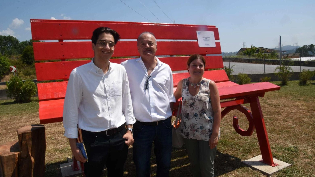 Il presidente Dino Sodini con la sindaca Barsotti e il consigliere provinciale Gilardetti Il presidente Dino Sodini con la sindaca Barsotti e il consigliere provinciale Gilardetti