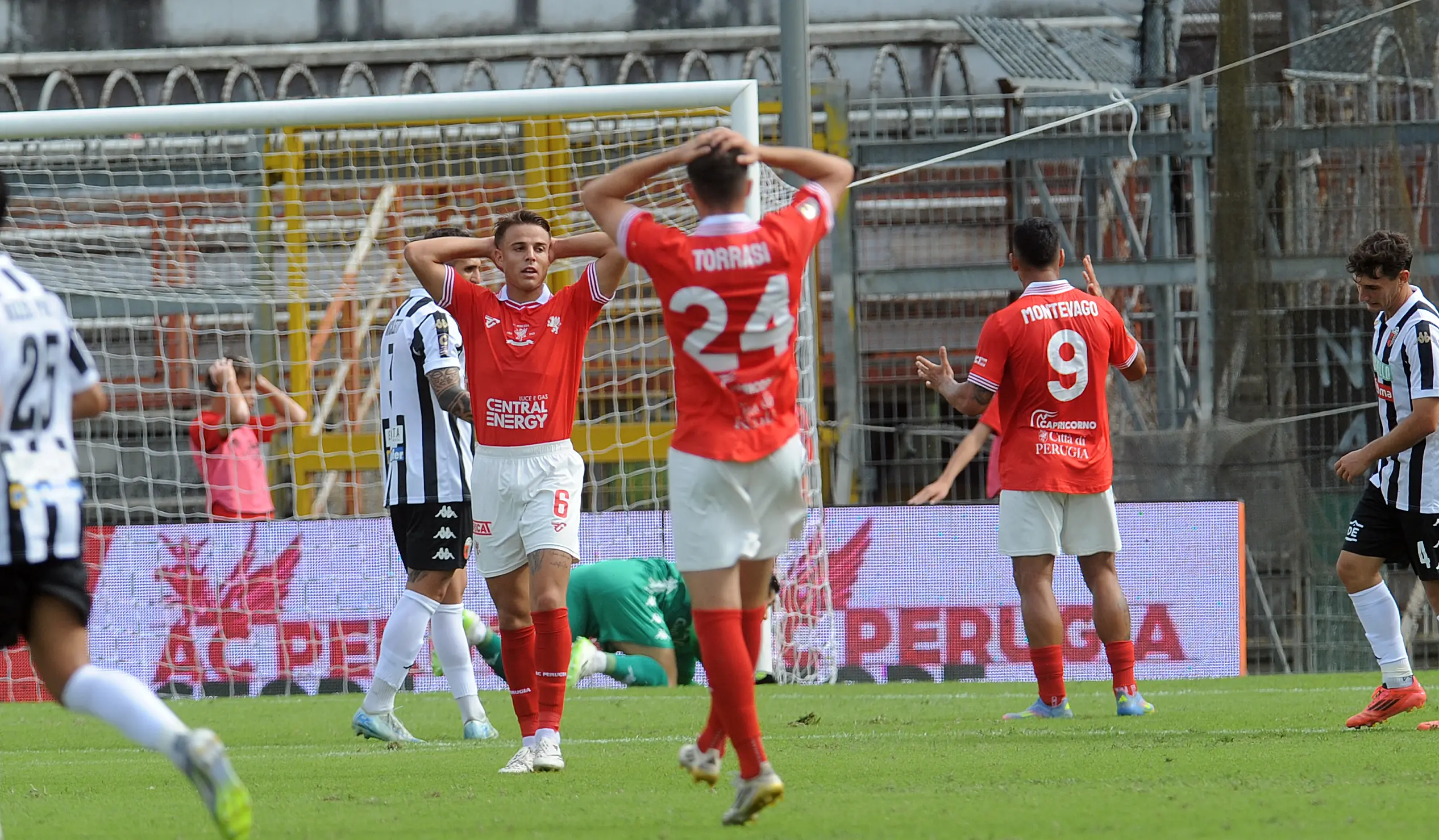 Perugia-Ascoli 0-2, il Grifo mastica amaro
