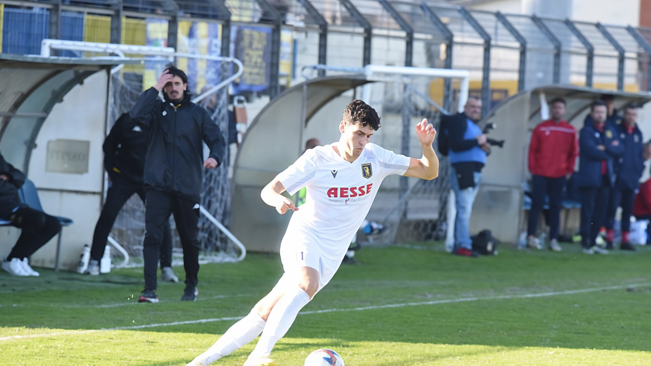L’attaccante del Figline Filippo Mugelli