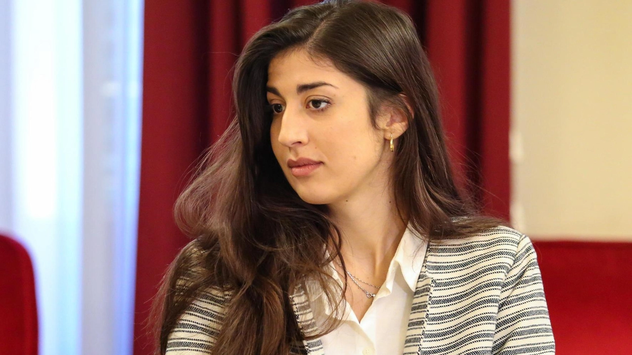 A Castelfiorentino, si avvicina la conclusione del Piano di riqualificazione dell'area ex-Shelbox, con la realizzazione di un nuovo polo produttivo e una scuola di formazione. L'opera da 15 milioni di euro dovrebbe essere completata entro il 2025. A Castelfiorentino, si avvicina la conclusione del Piano di riqualificazione dell'area ex-Shelbox, con la realizzazione di un nuovo polo produttivo e una scuola di formazione. L'opera da 15 milioni di euro dovrebbe essere completata entro il 2025.