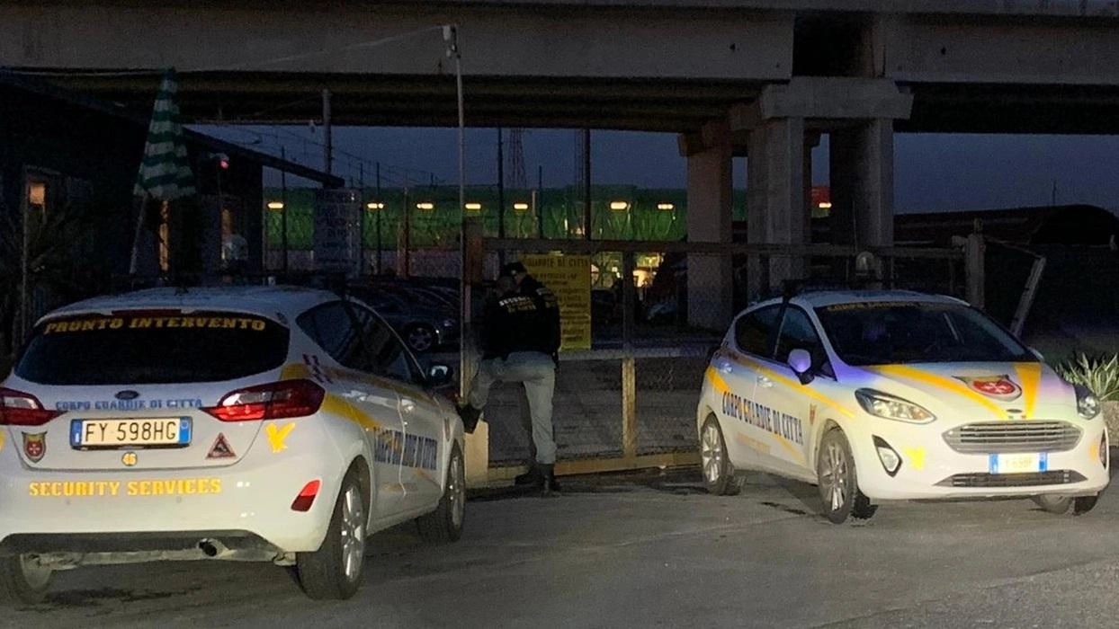 Due pattuglie del Corpo Guardie di città In questo periodo estivo: «Sono stati rafforzati i servizi di controllo»