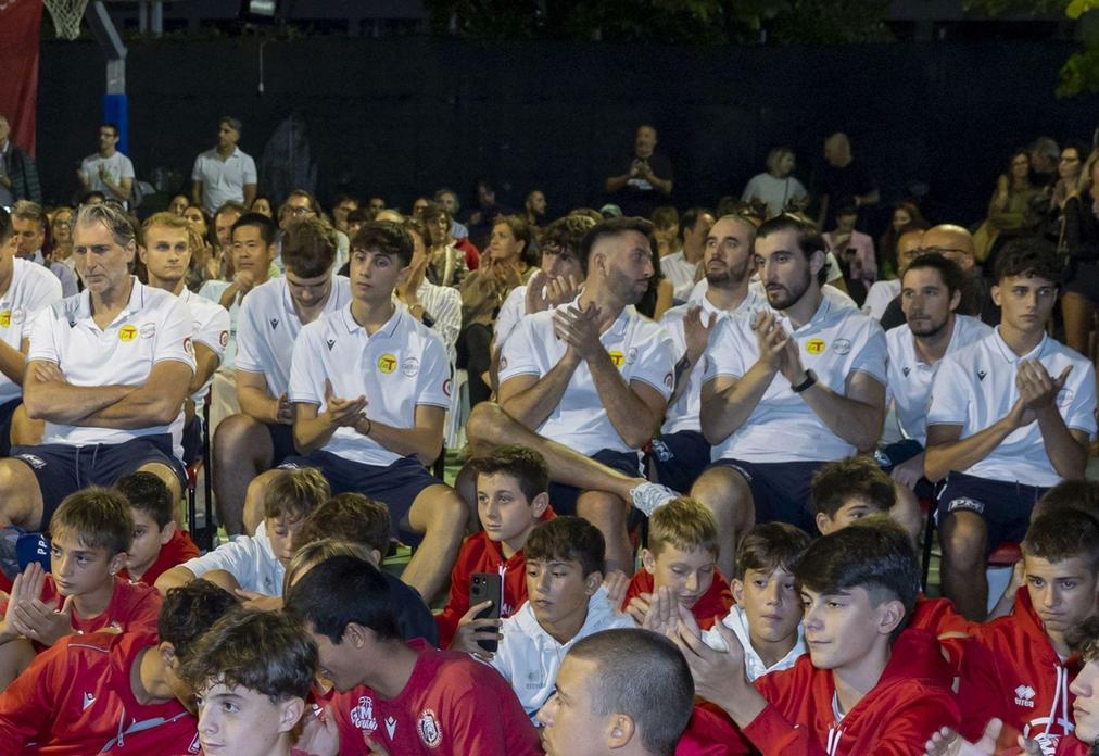 https://www.lanazione.it/image-service/view/acePublic/alias/contentid/OGRmZjNkOTItOTNkZi00/0/la-t-gema-si-presenta-rinnovate-ambizioni-per-un-campionato-da-attori-protagonisti.jpeg?f=1.90:1&w=1200