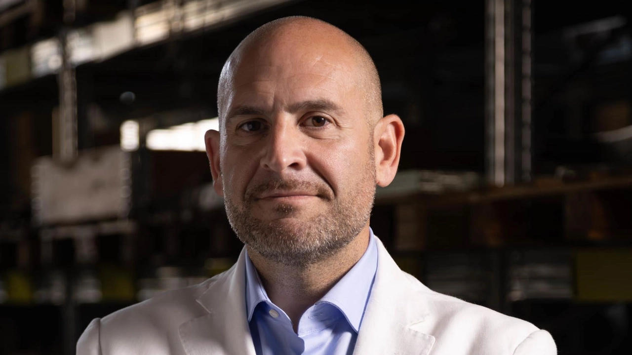 Giacomo Di Furia è il chairman di Livith Spa che ha ricevuto la certificazione per la parità di genere Giacomo Di Furia è il chairman di Livith Spa che ha ricevuto la certificazione per la parità di genere